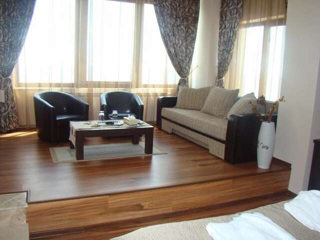 Гостевой дом Vila Reyna Констанца-55